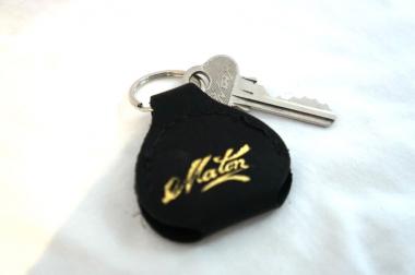 Maton portachiavi pick holder black
