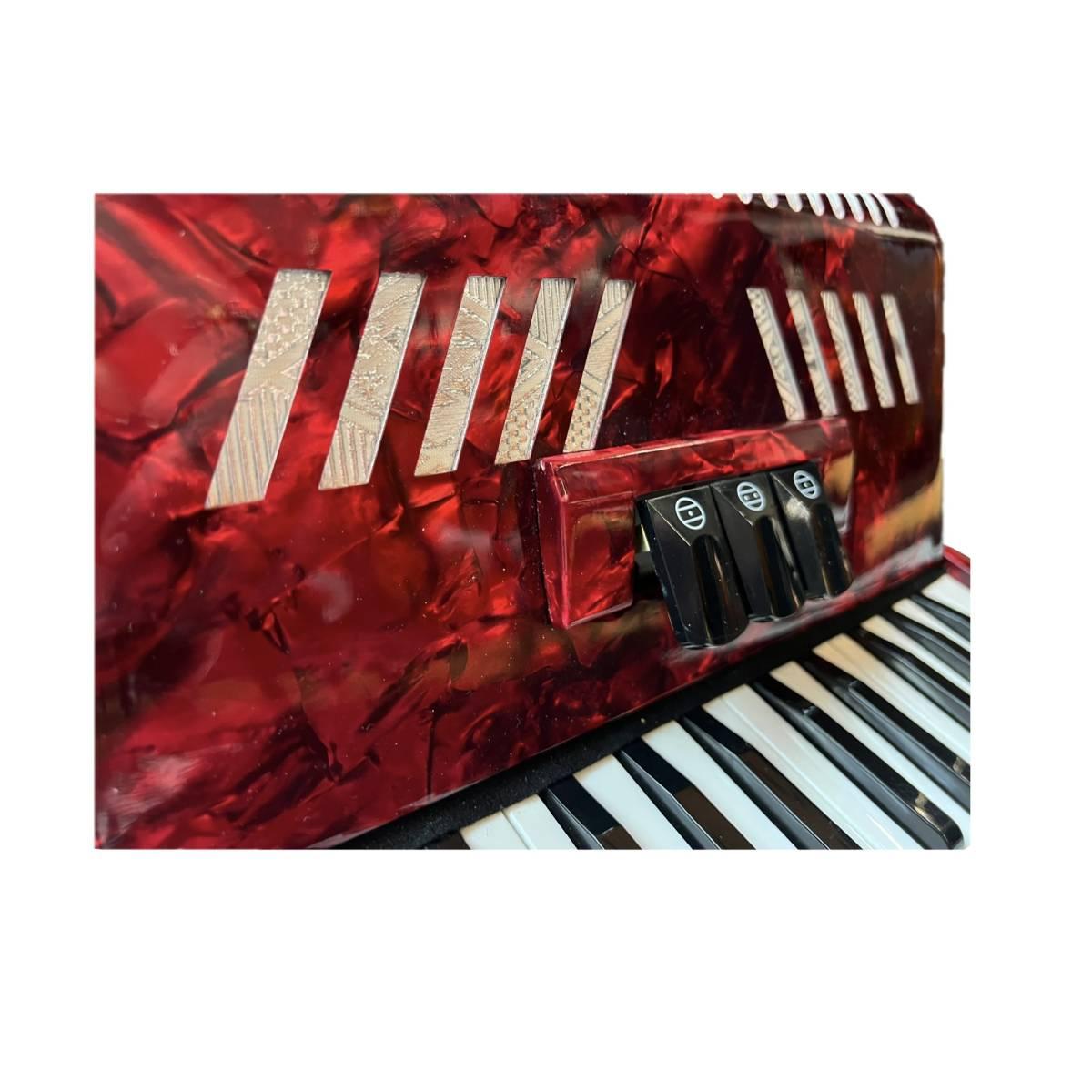 Classic secondo v fisarmonica 48 bassi rossa