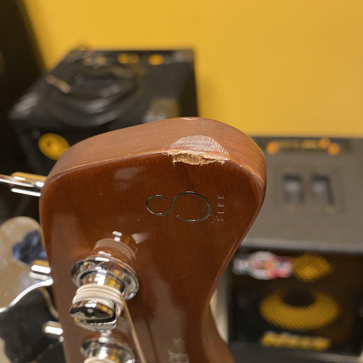 Marcus miller v5 alder 4 champagne gold metallic basso elettrico 4 corde