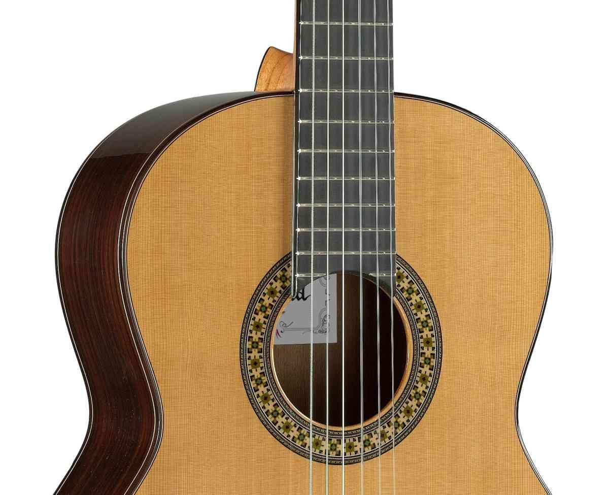 Alhambra 4p chitarra classica 4/4
