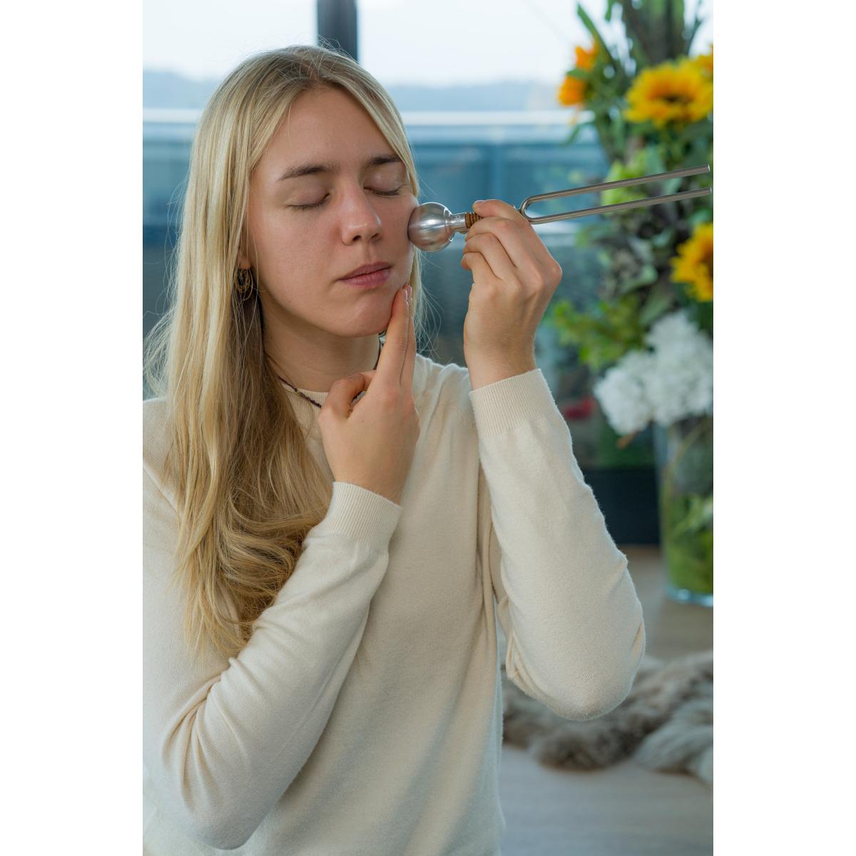 SONIC ENERGY VF-RL Piede vibrante per diapason rotondo grande 98 gr argento