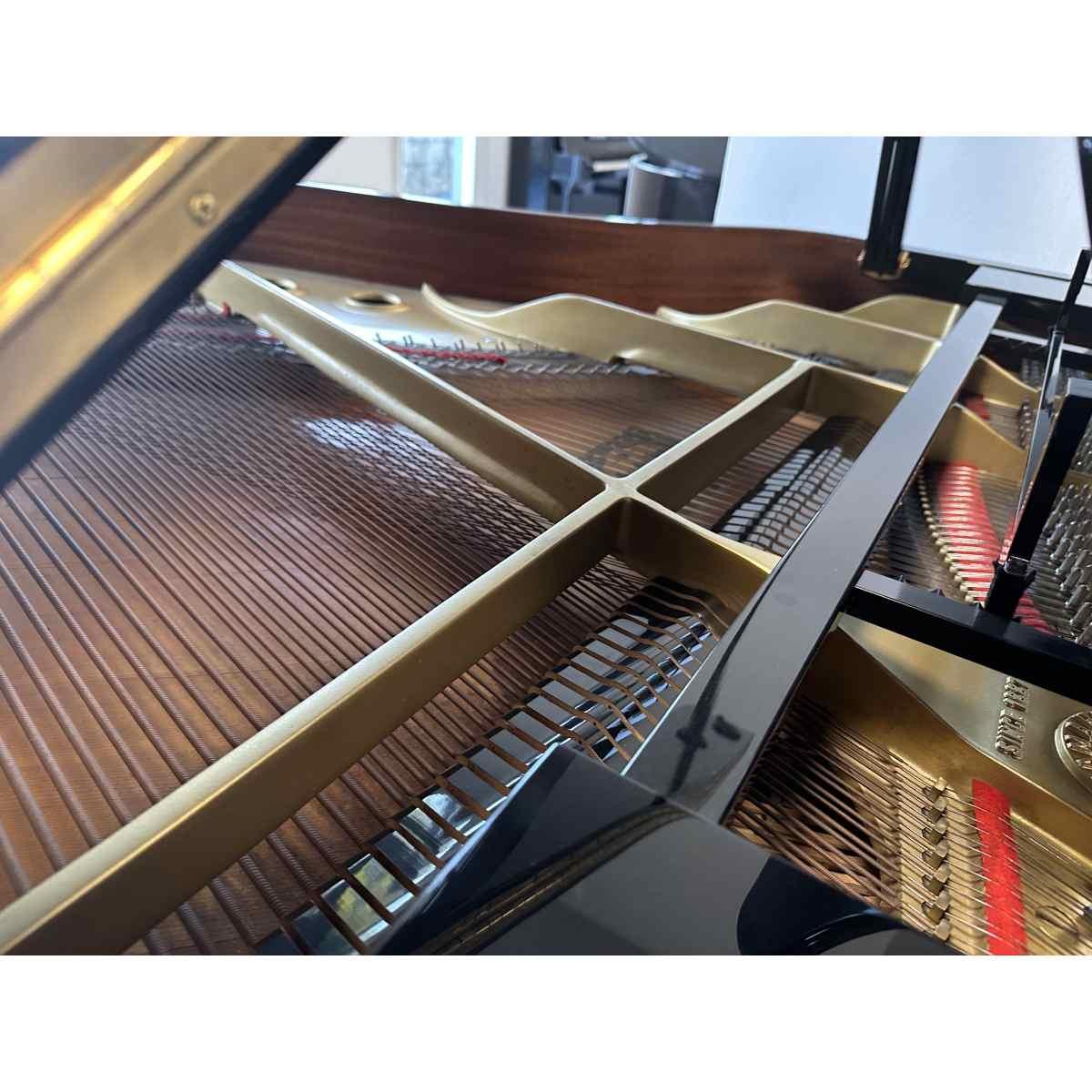 YAMAHA C3 PIANOFORTE A CODA Sn 4951019