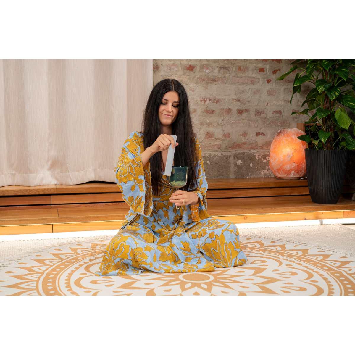 SONIC ENERGY ESOLCSB639 Campana tibetana in cristallo Essence Solfeggio da 4,25" Fa 639 Hz, blu indaco