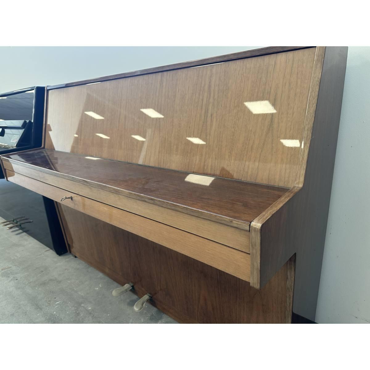 Pianoforte verticale hoffmann & kuhne.dresden