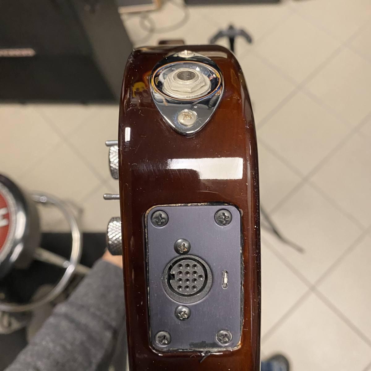 Godin Freeway Classic con piezo - -USATO GARANTITO